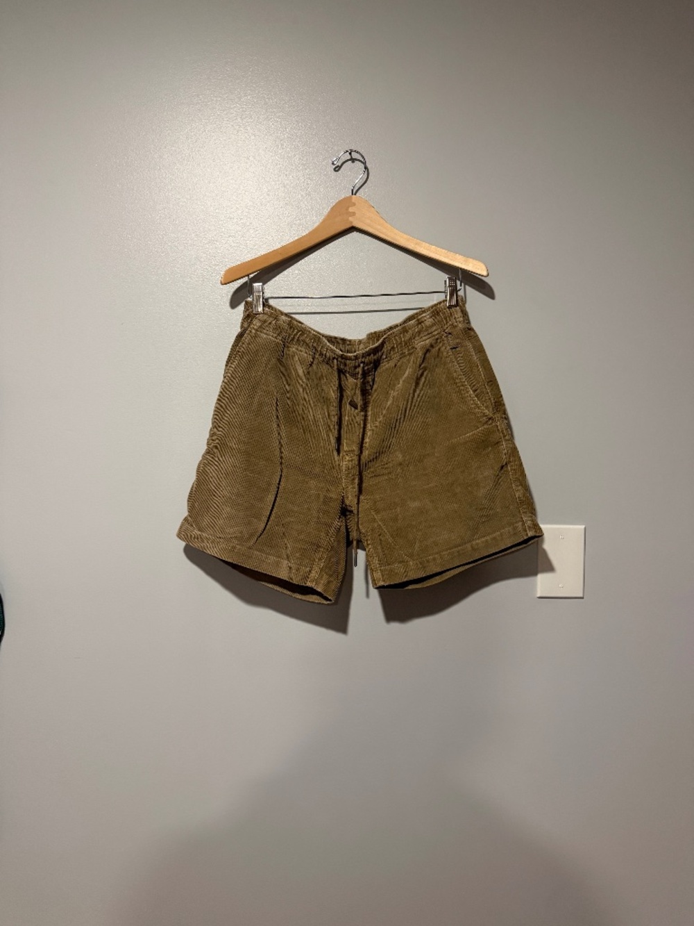 Faherty Essential Cord Short